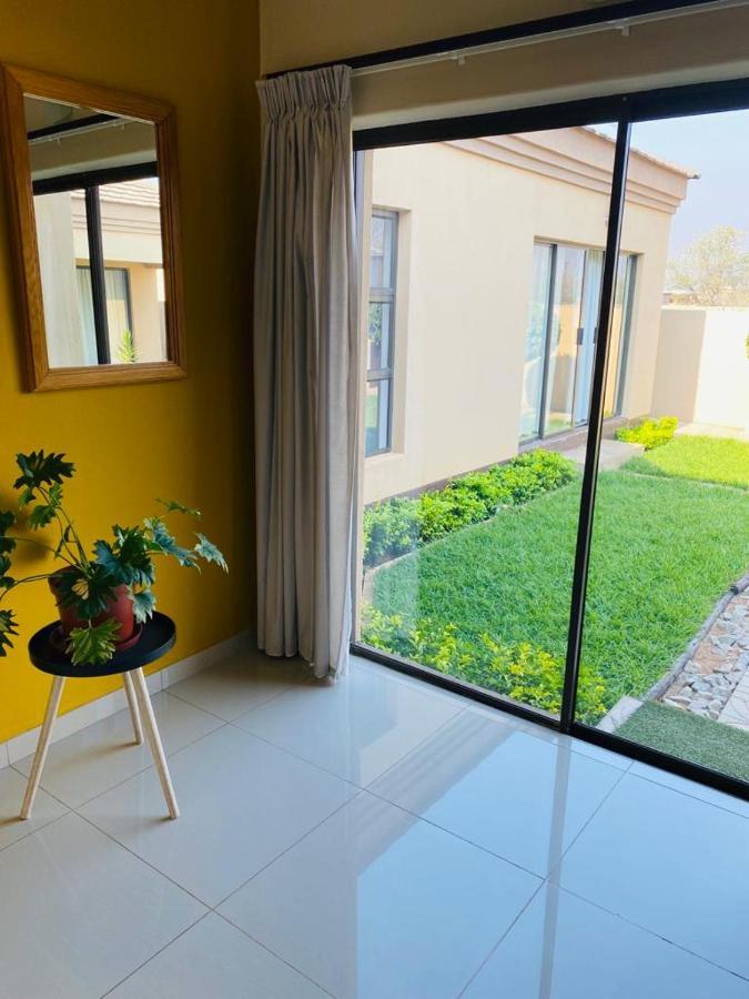 Styled Bed And Breakfast Palapye Экстерьер фото